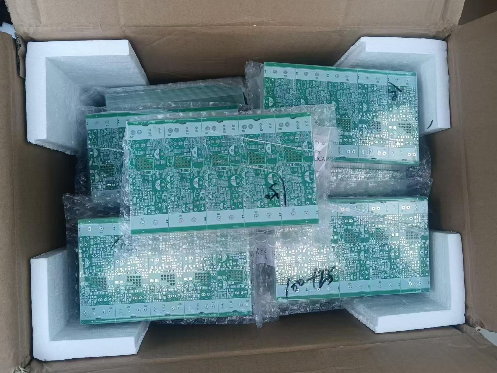 装箱很好不怕快递运输过程撞坏板角，品质有保证。